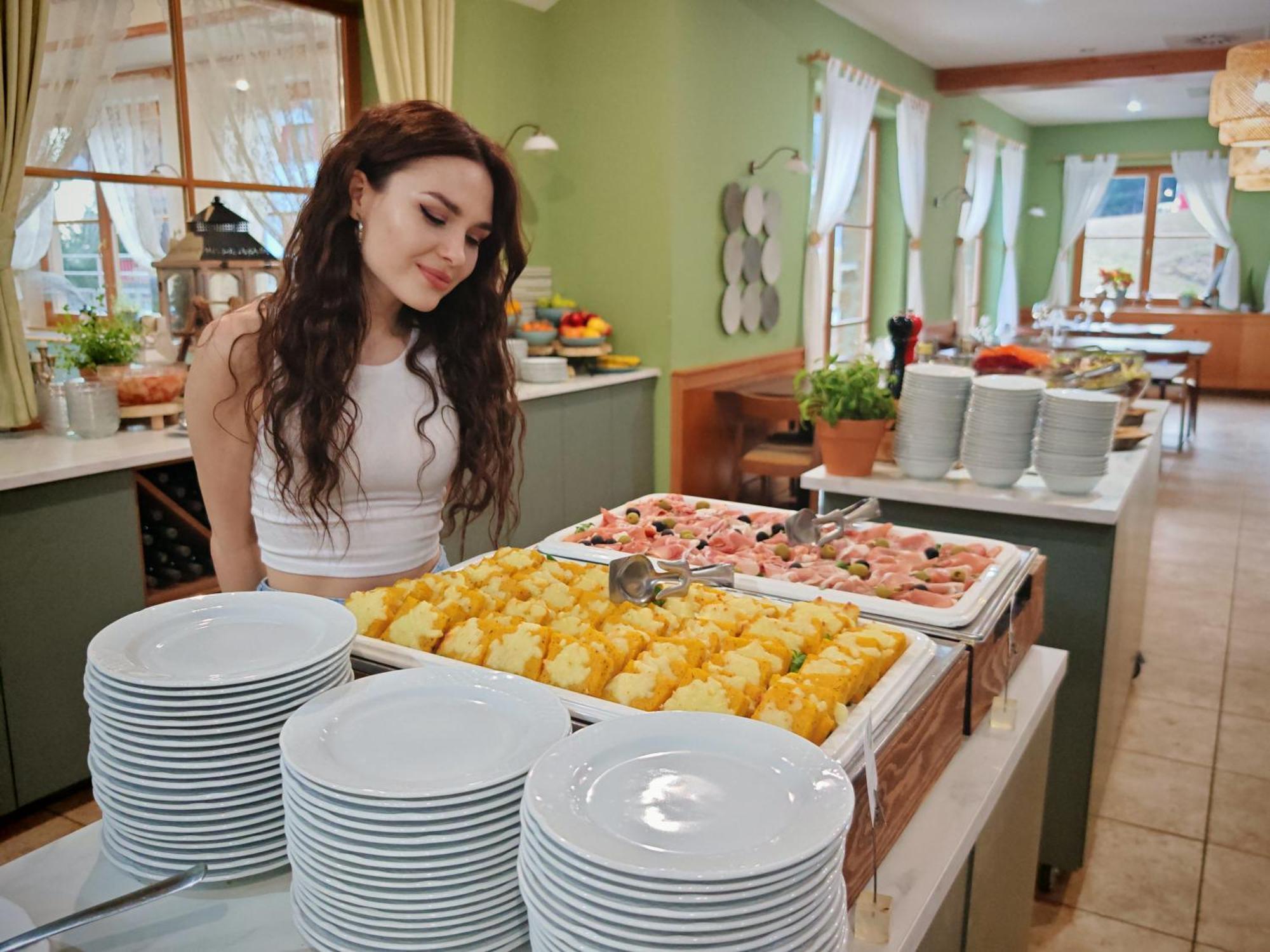 Pohorje Village Wellbeing Resort - Wellness & Spa Hotel Bolfenk Maribor Eksteriør bilde